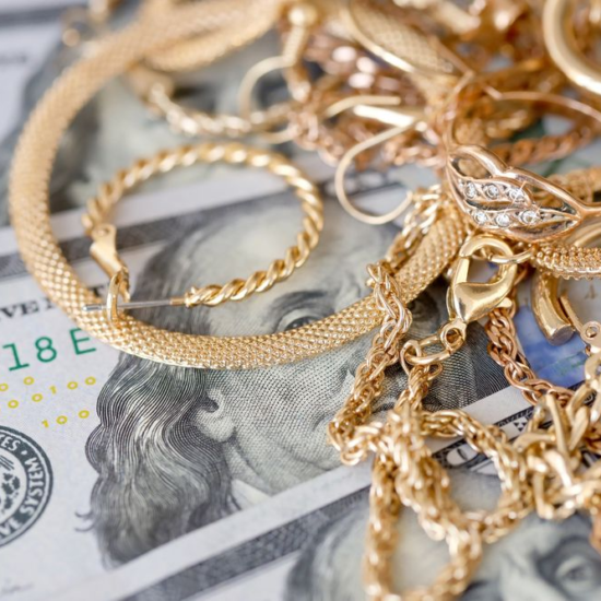 Como-identificar-compradores-confiables-para-vender-sus-joyas-de-oro