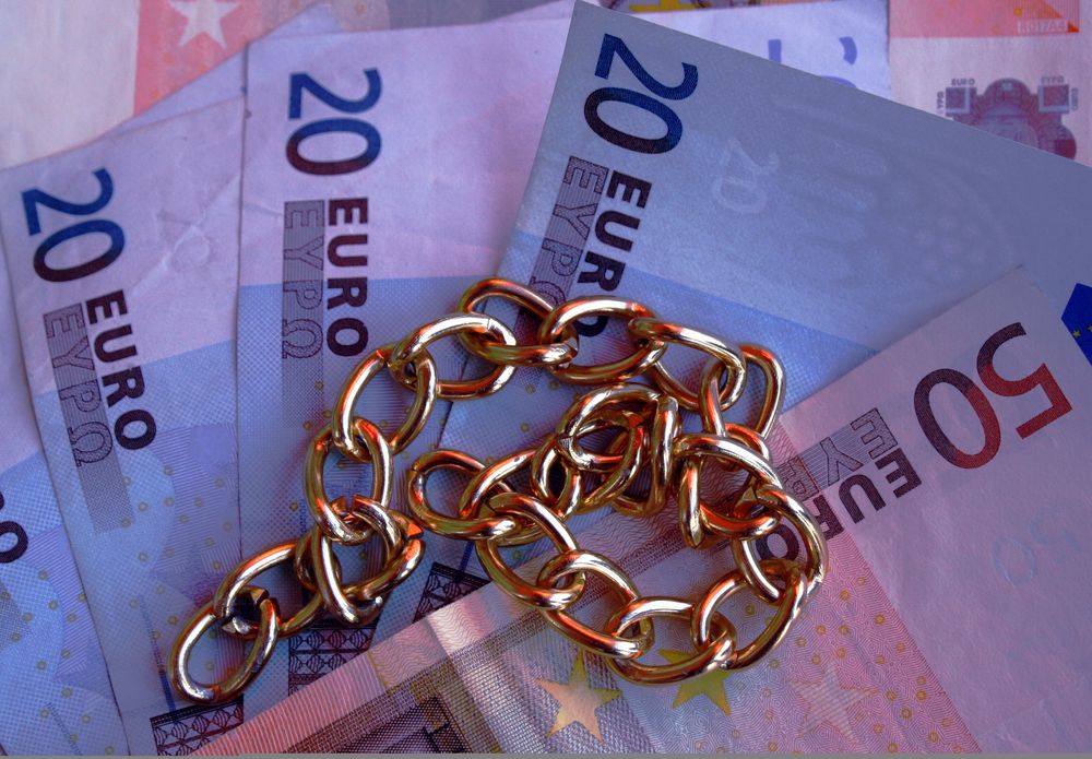 Como-evitar-estafas-al-vender-joyas-de-oro