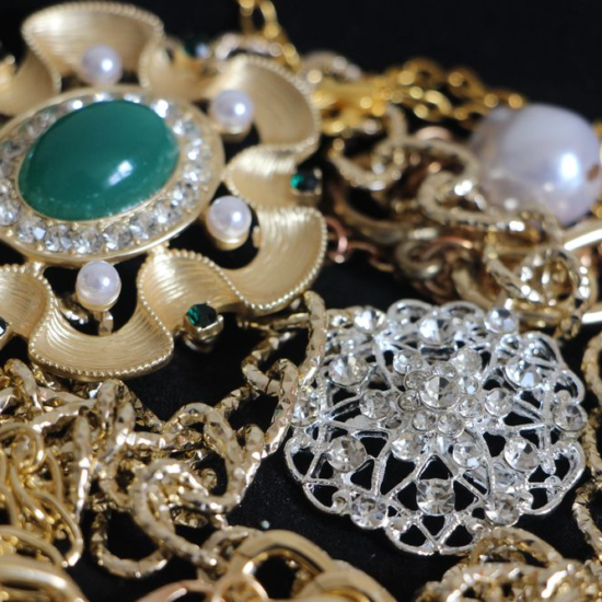 Que-hacer-con-joyas-de-oro-heredadas-vender-o-conservar