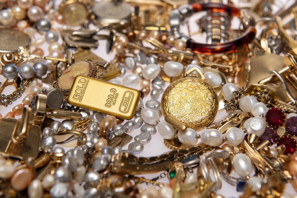 Joyas-antiguas-de-oro-como-valorarlas-y-que-factores-determinan-su-precio